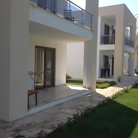 Ξενοδοχείο με διαμερίσματα Aybey Apart